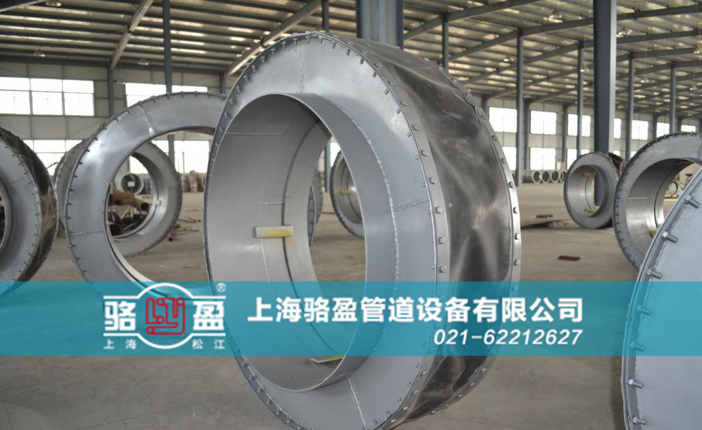 <a href=http://www.izacollection.com target=_blank class=infotextkey>非金屬補償器</a>生產(chǎn)車間